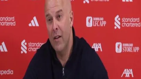 中国男篮以42分优势击败日本，成功晋级亚洲杯决赛圈